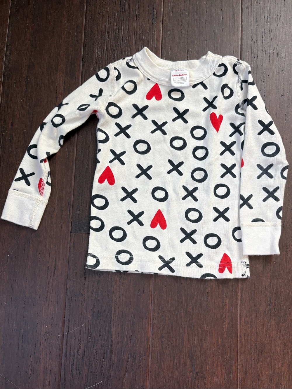 Hanna Andersson Cream Long-Sleeve Tee with Black X/O and Red Hearts